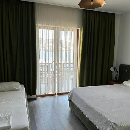 Fjora Sarandë