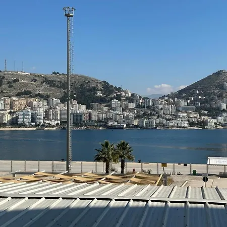 ゲストハウス Fjora Sarandë