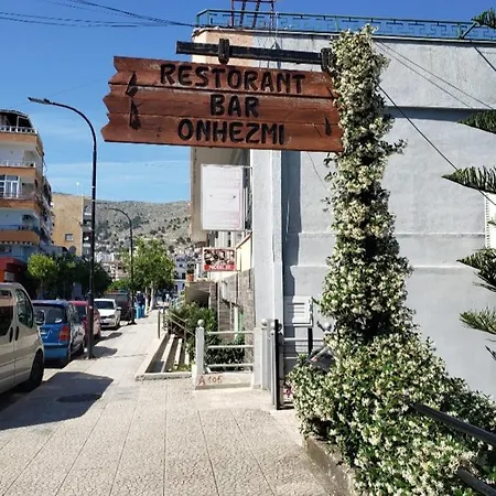 Fjora ゲストハウス Sarandë